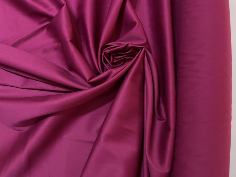MAGENTA MAGENTA