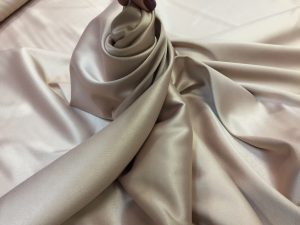 Satin gros elastic nude-greige