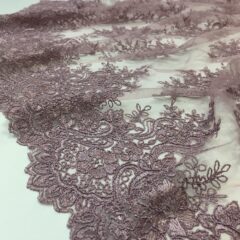 Broderie roz-lila prafuit