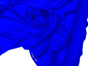 Satin de matase naturala fara elastan albastru