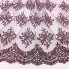Broderie roz-fumuriu