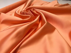 Tafta Duchesse piersicie