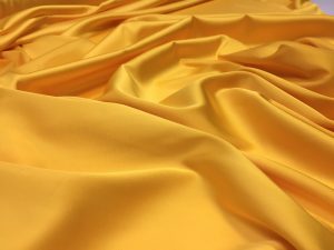 Imitatie satin de matase galben inchis
