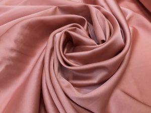 Imitatie satin de matase roz-somon prafuit