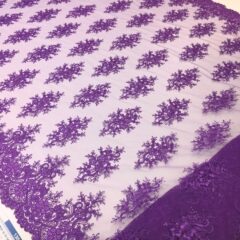 Broderie lila