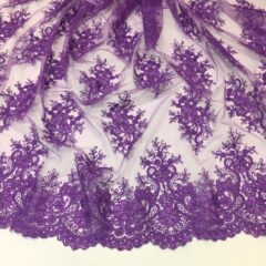 Broderie lila