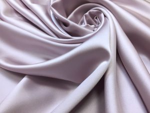 Tafta elastica Scarlet gri-lila pastel
