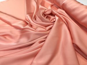 Imitatie satin de matase piersiciu