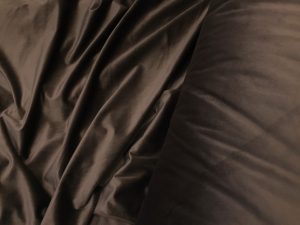Catifea draperie maro