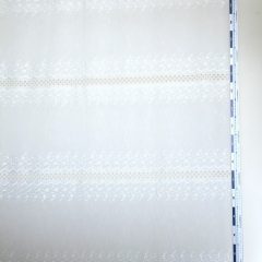 Perdea crem cu broderie