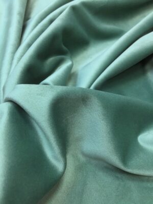 Catifea draperie verde-jad