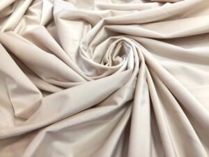 Catifea draperie crem-piersiciu