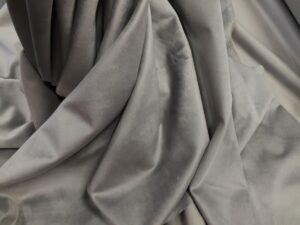 Catifea draperie gri