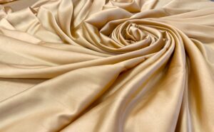 Imitatie satin de matase bej-auriu