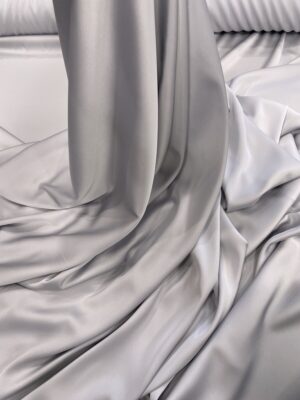 Imitatie satin de matase gri perlat