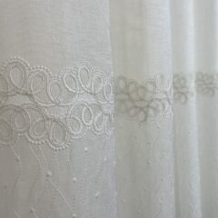 Perdea ivoire imitatie in cu bordura broderie