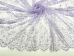 Dantela tip Chantilly lila pastel