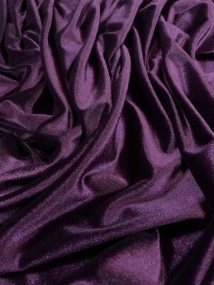 Catifea elastica mov-inchis