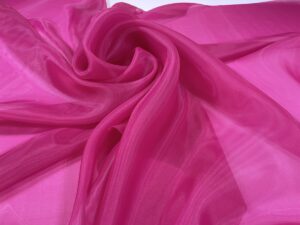 Organza fuchsia inchis