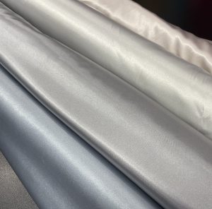 Satin elastic nuante de gri