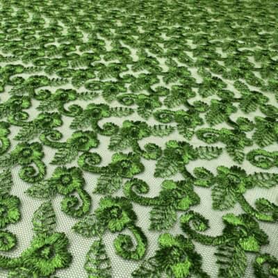 Broderie verde-crud