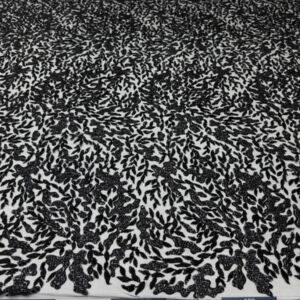 Broderie accesorizata neagra