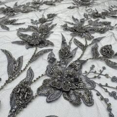 Broderie gri inchis cu aplicatii  3D argintii
