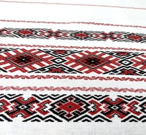 Bumbac fata de mata cu imprimeu traditional