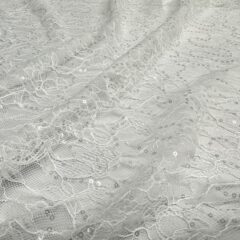 Dantela tip Chantilly ivoire cu paiete